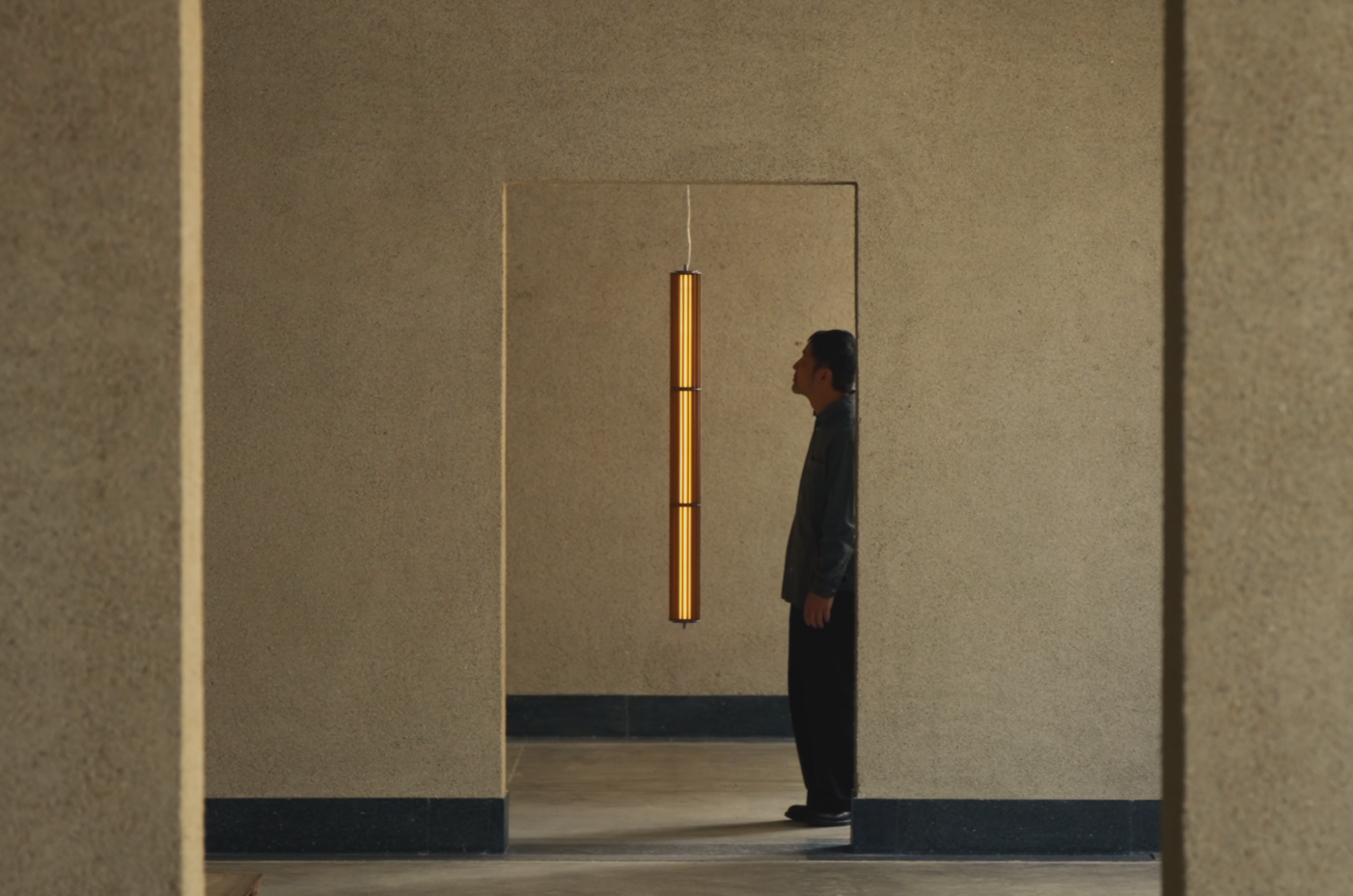 Cuando línea, luz y sombra se encuentran: Teruhiro Yanagihara para &Tradition