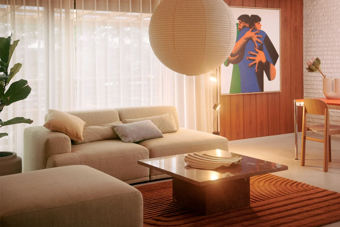 Una casa en la ciudad con vistas a una montaña noruega