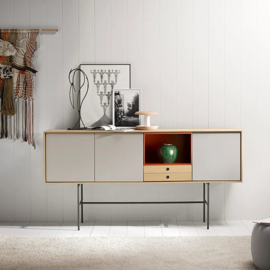 Aura 48 TV cabinet