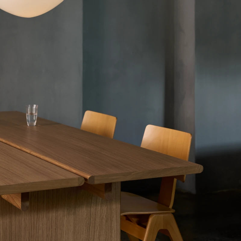 Ita OS1 dining table