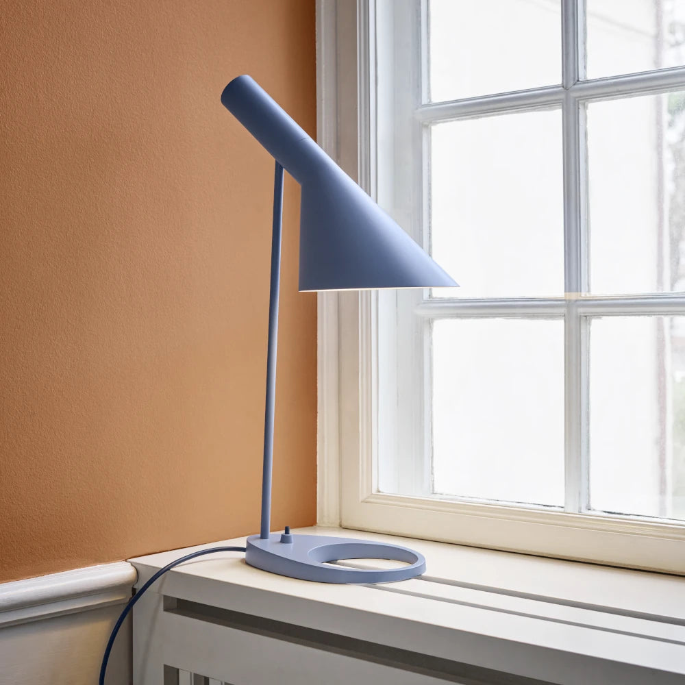 Lámpara de sobremesa AJ