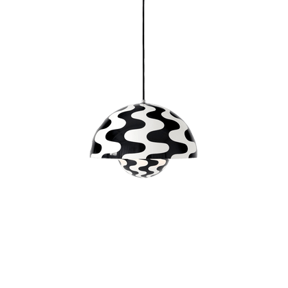 Black and white pattern