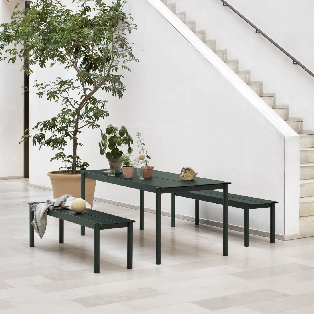 Banco Linear Steel
