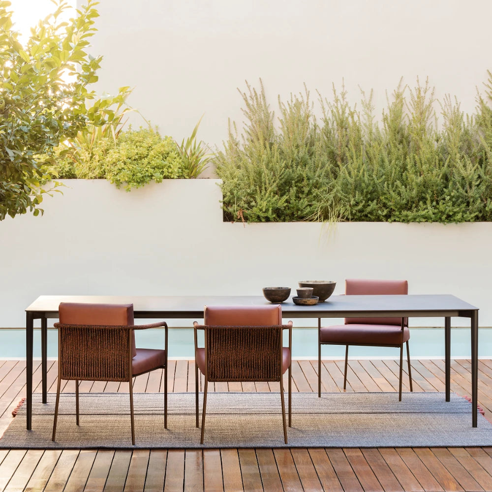 Mesa comedor cuadrada Nude | Exterior