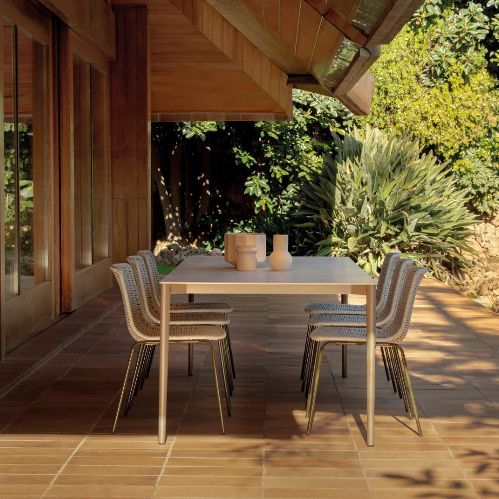 Mesa comedor cuadrada Nude | Exterior