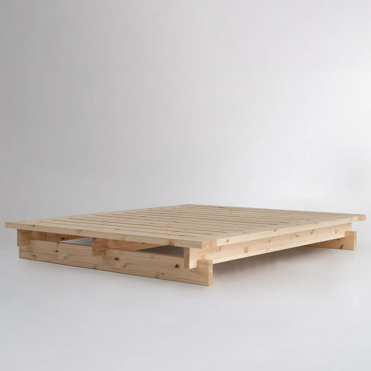 Cama de matrimonio de estilo japonés para dormitorio moderno