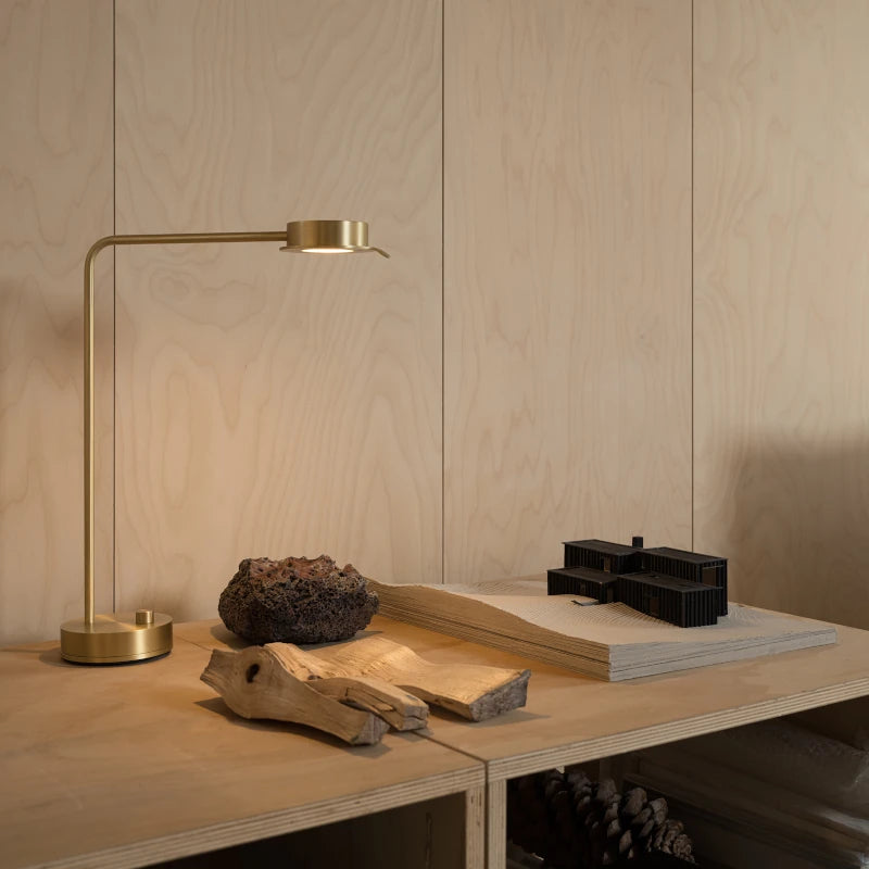 Lámpara de mesa chipperfield