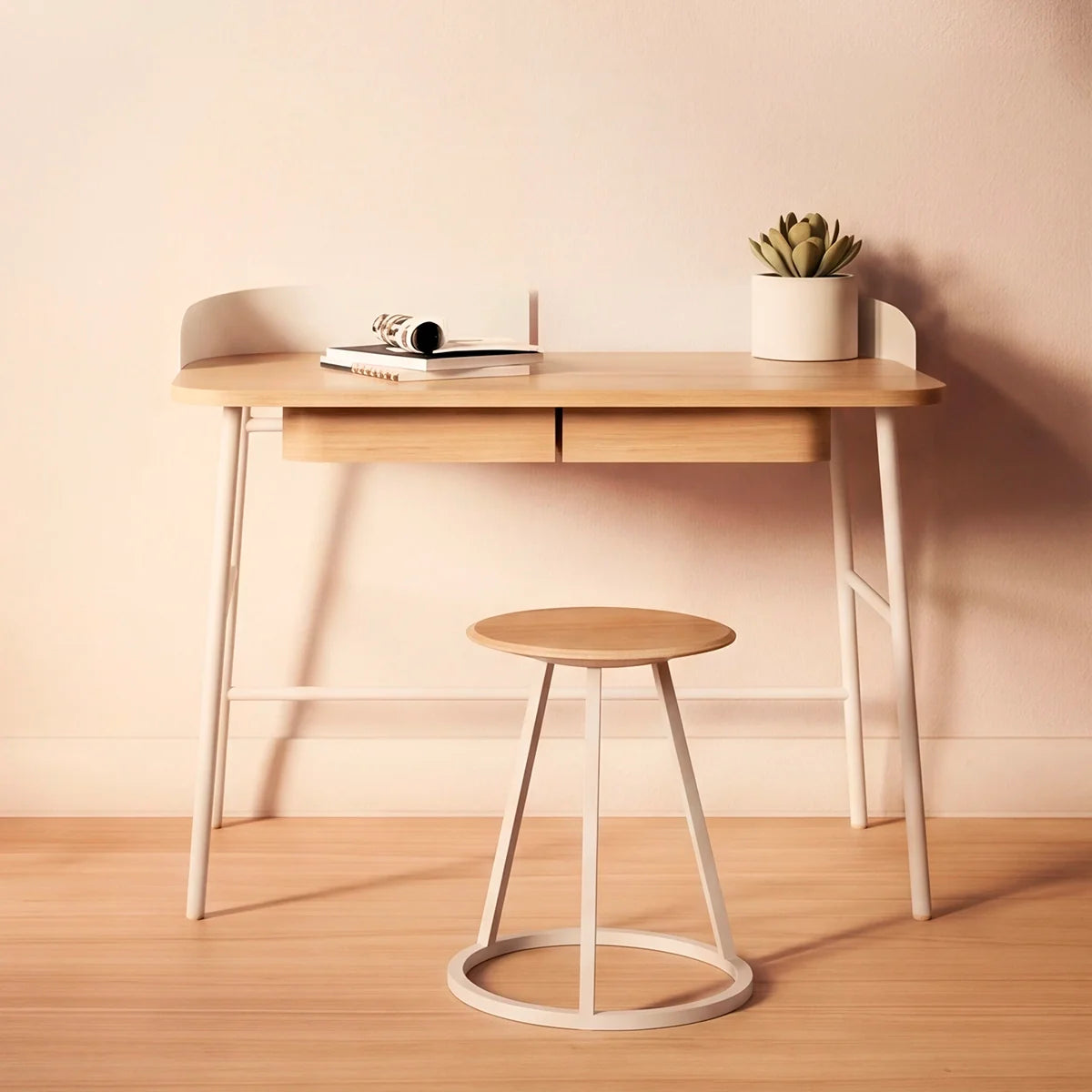 Escritorio de diseño en madera con patas metálicas