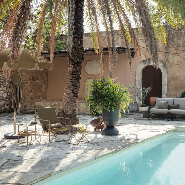 Macetero Hourglass Pot Medium