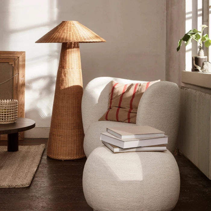 Lámpara de suelo Dou