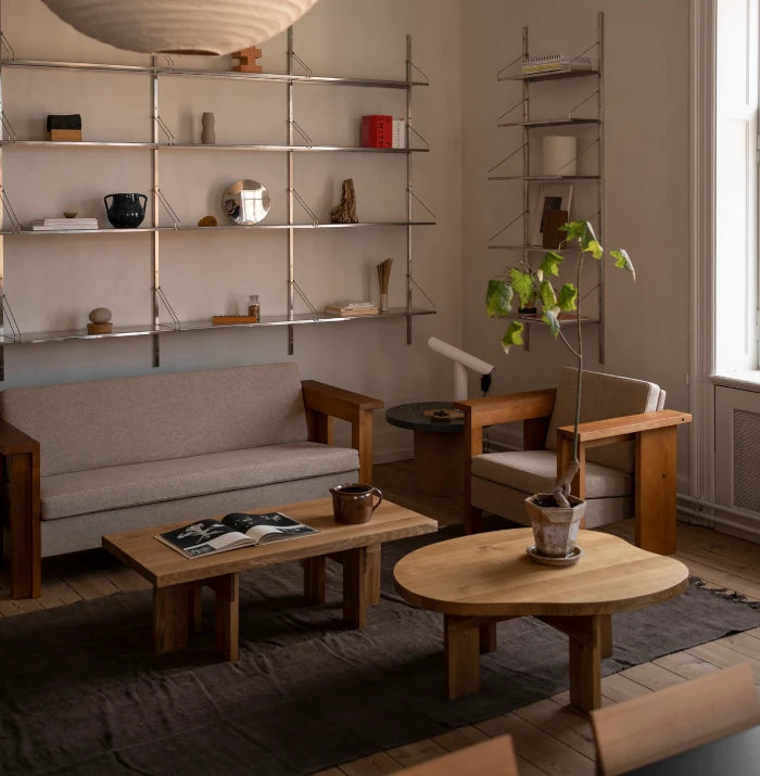 Sofá Symmetry Couch | Ash Wood / Oat Fabric