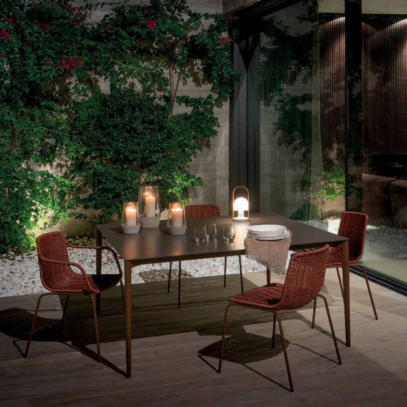 Mesa comedor cuadrada Nude | Exterior