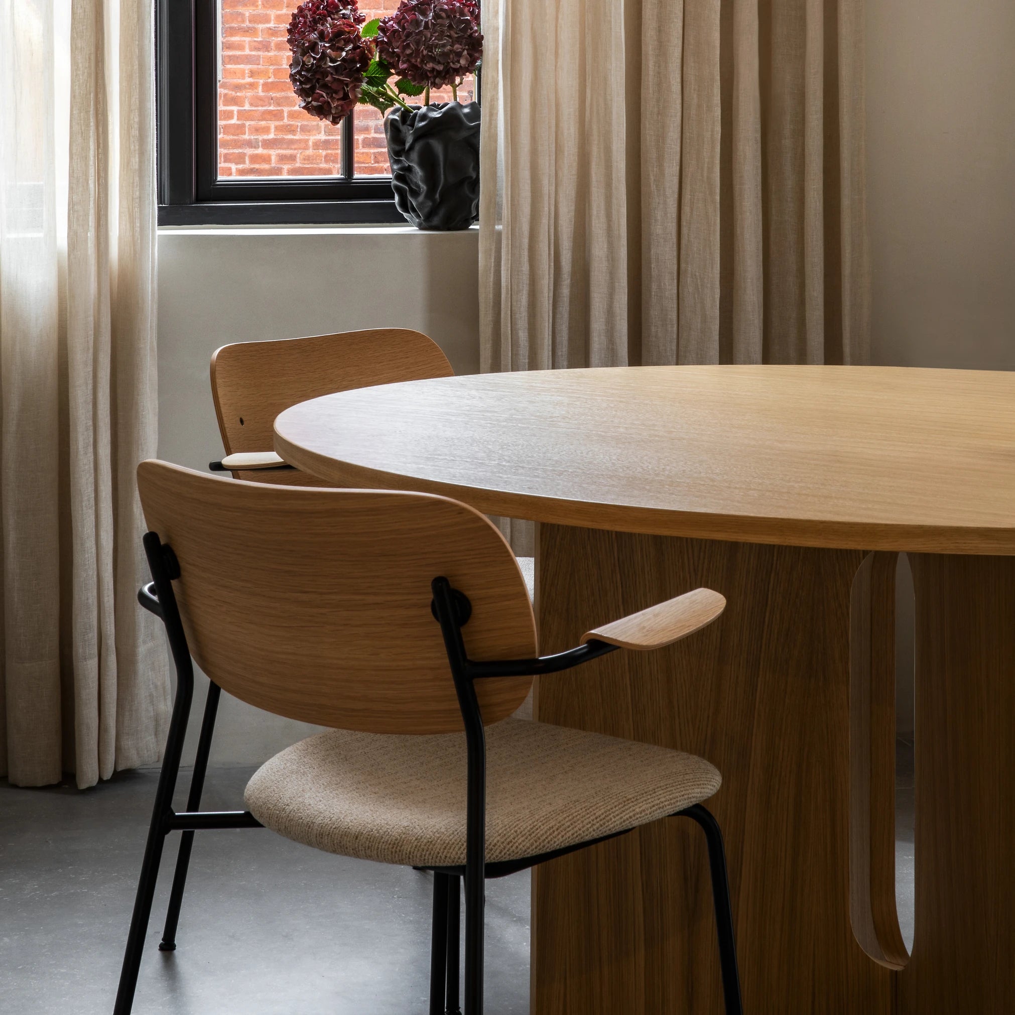 Mesa de comedor redonda Androgyne | Madera