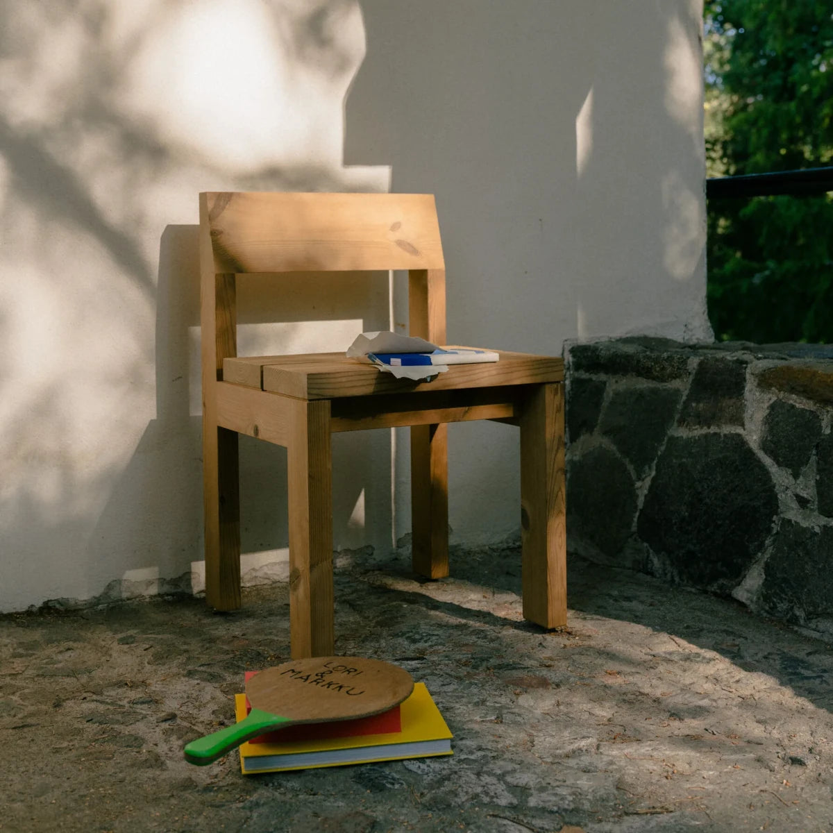 Comprar silla de madera natural para jardín y terraza