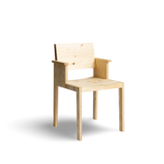 Silla de comedor con brazos de madera natural y diseño nórdico