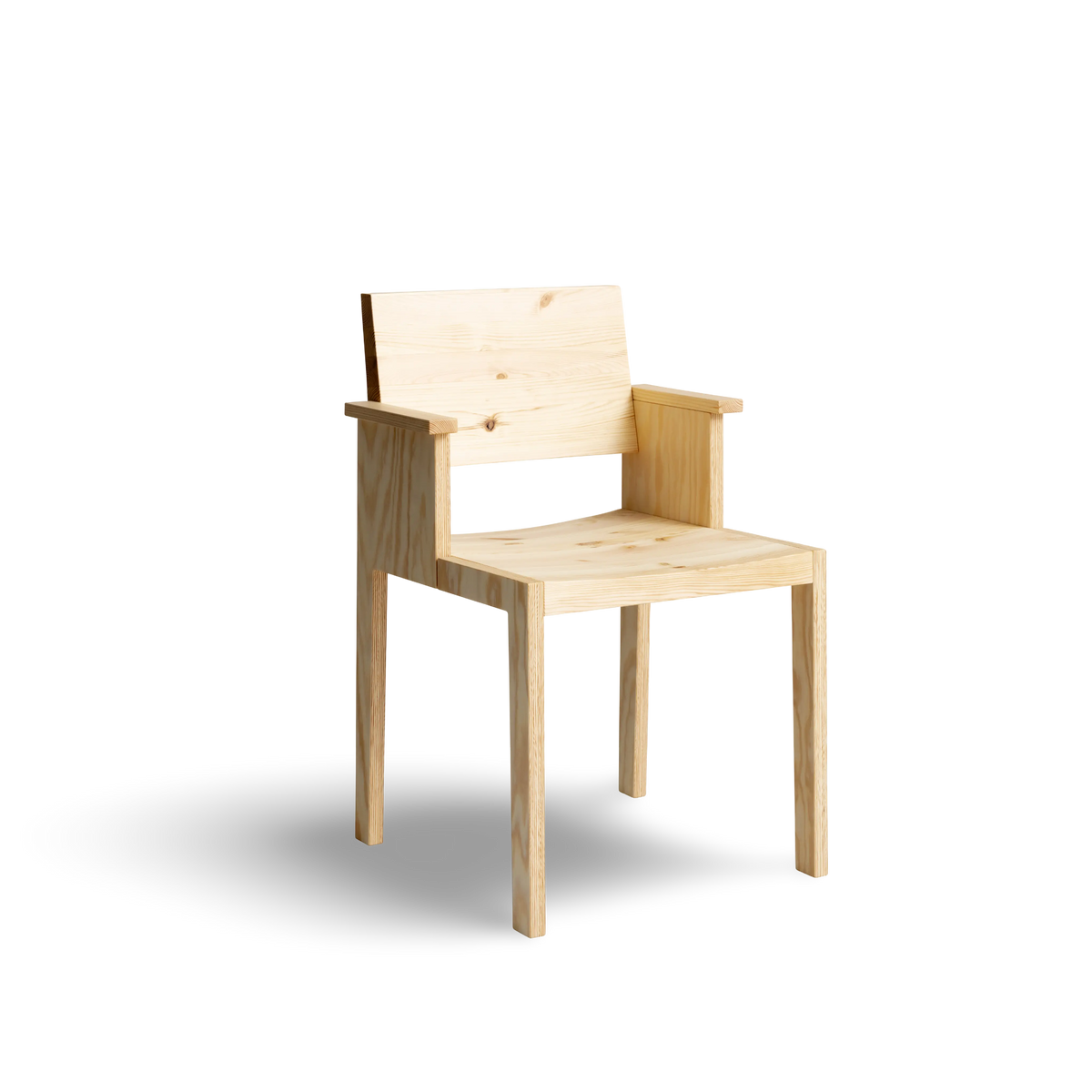 Silla de comedor con brazos de madera natural y diseño nórdico